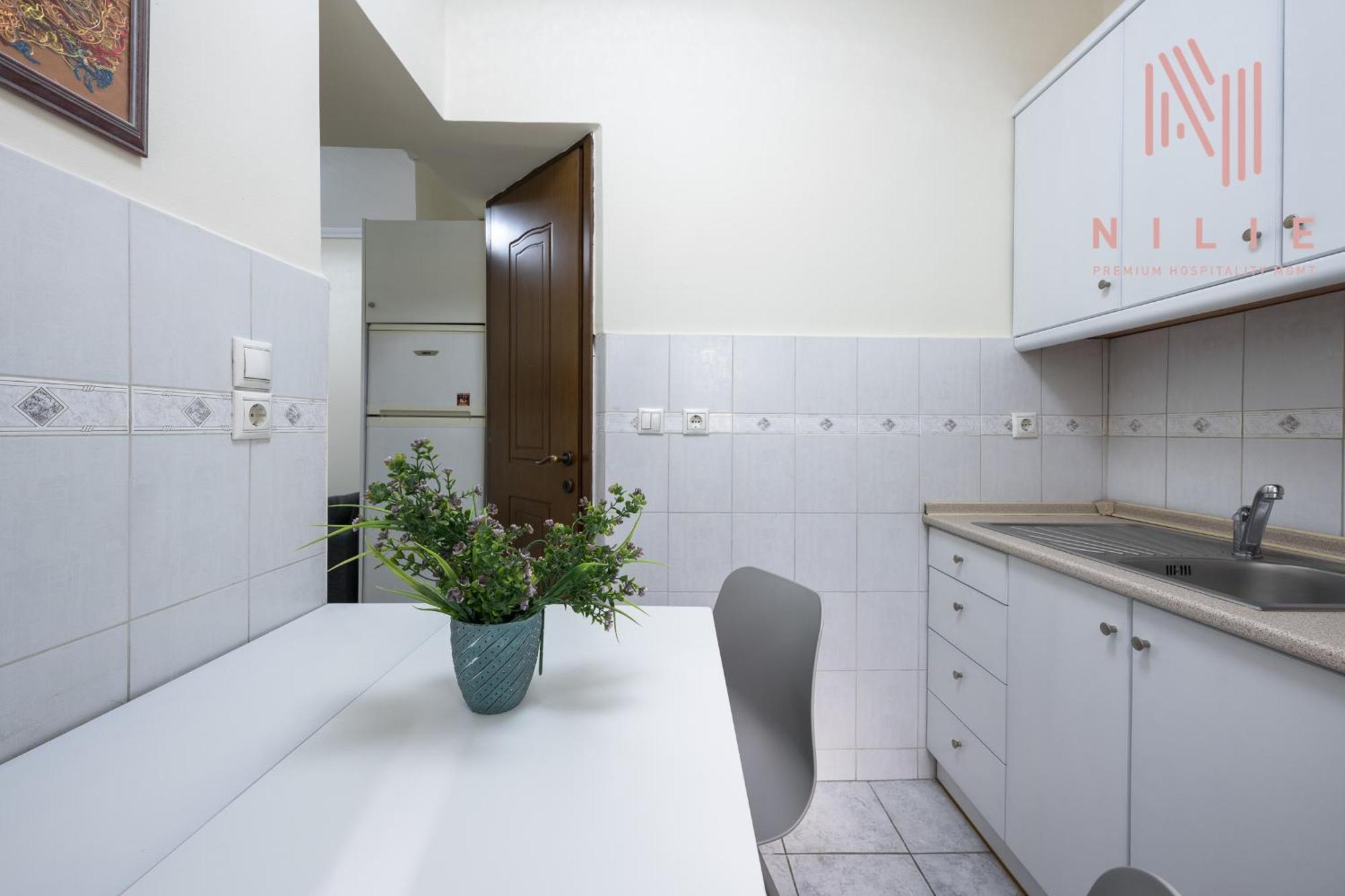 Little Paris, Nilie Hospitality Mgmt Apartment Солун Екстериор снимка