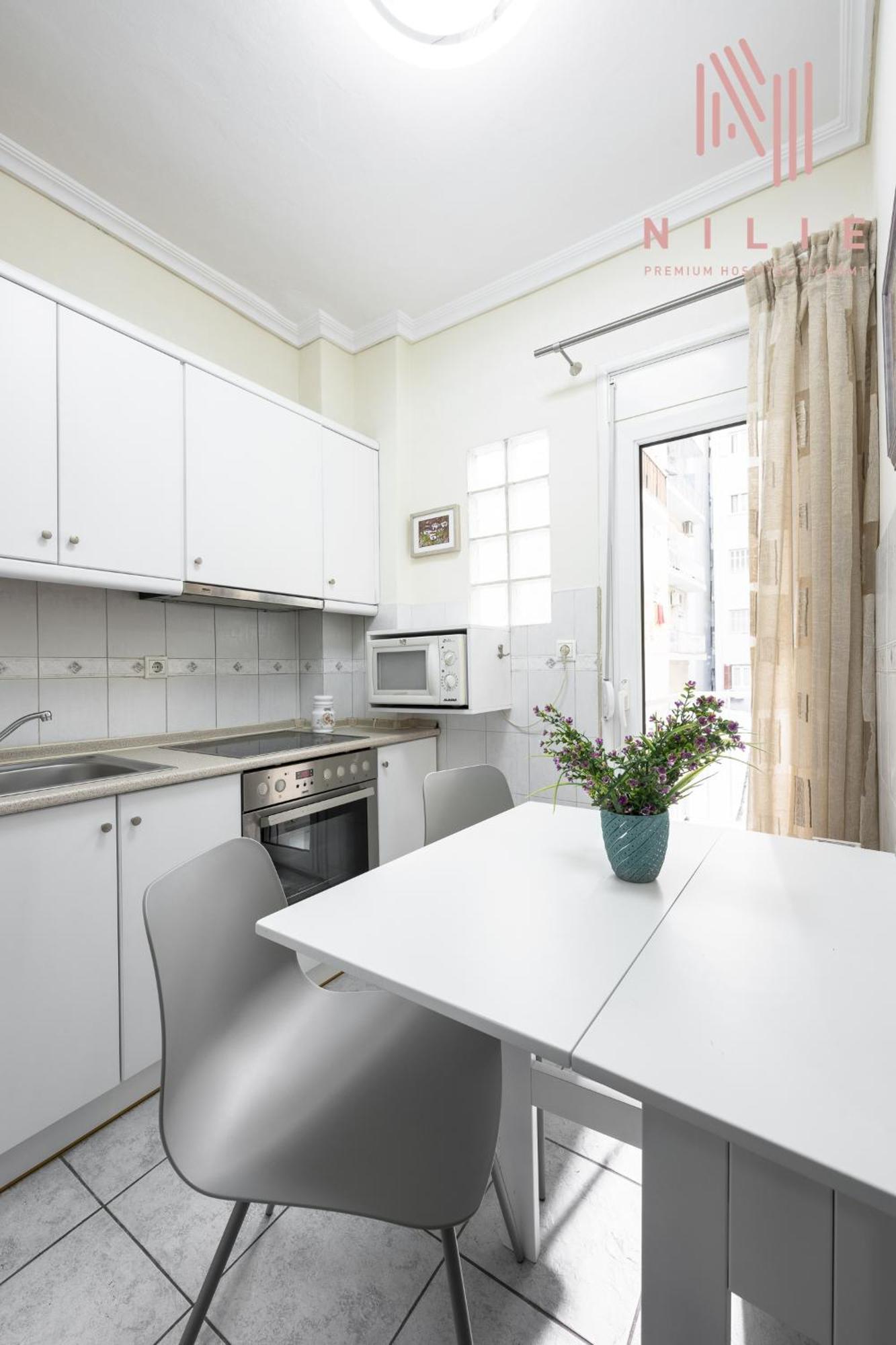 Little Paris, Nilie Hospitality Mgmt Apartment Солун Екстериор снимка
